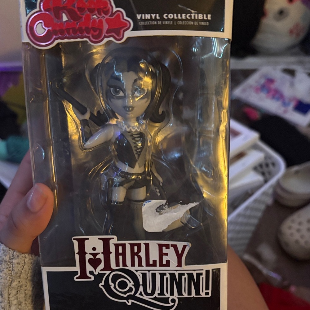 Harley Quinn Vinyl Collectible